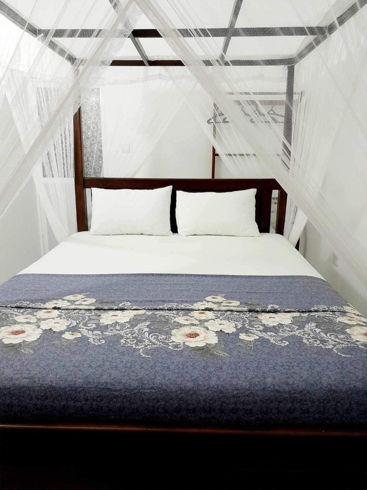 Bed and Breakfast Sakura Calm Rest Mirissa Esterno foto
