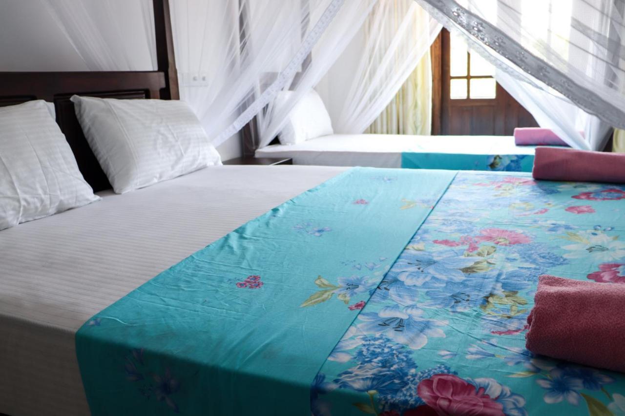 Bed and Breakfast Sakura Calm Rest Mirissa Esterno foto
