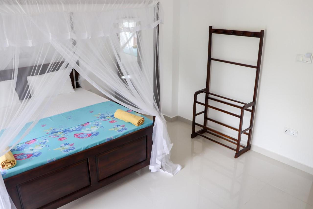 Bed and Breakfast Sakura Calm Rest Mirissa Esterno foto