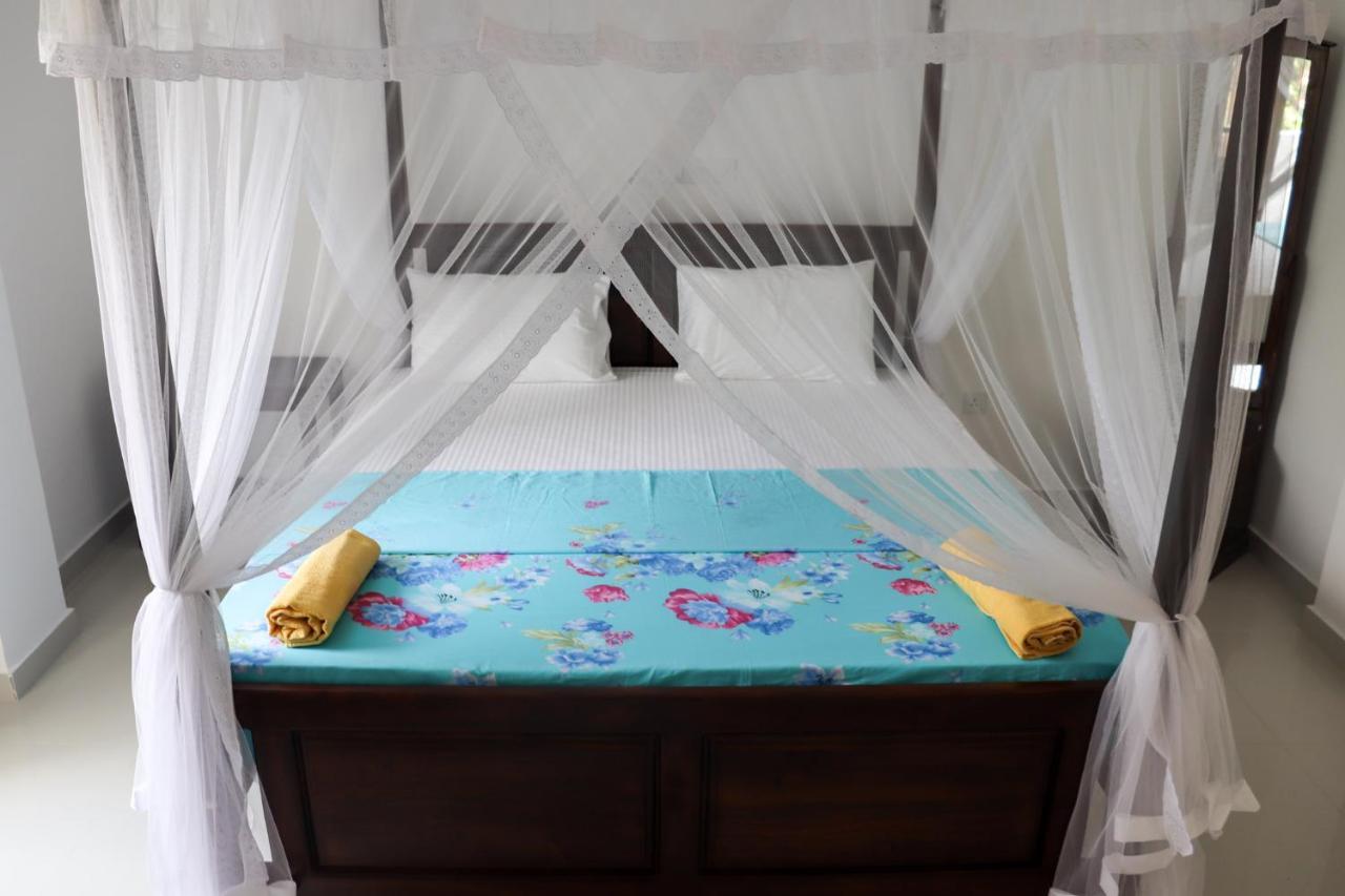 Bed and Breakfast Sakura Calm Rest Mirissa Esterno foto